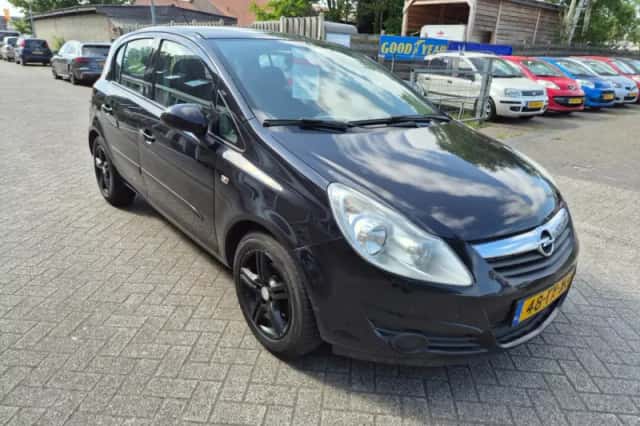 Opel Corsa (2007) thumbnail 3