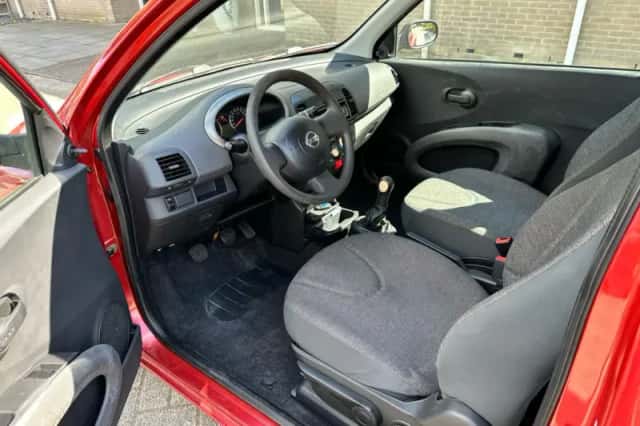 Nissan Micra (2005) thumbnail 6