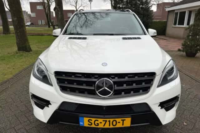 Mercedes-Benz M-Klasse (2015) thumbnail 6