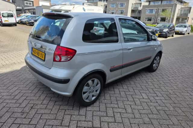 Hyundai Getz (2003) thumbnail 4