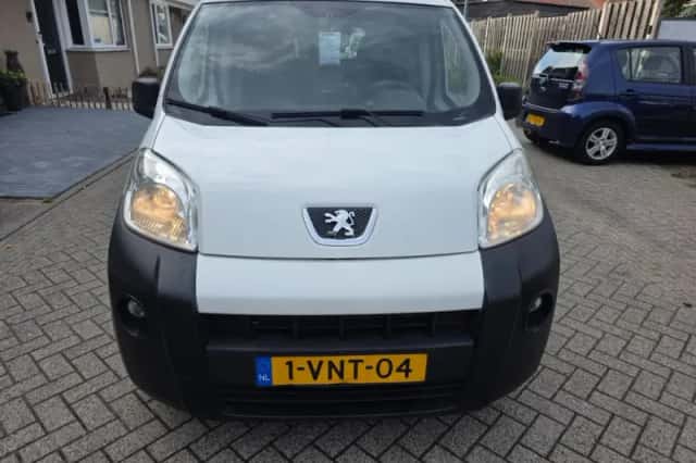 Peugeot Bipper (2011) thumbnail 2