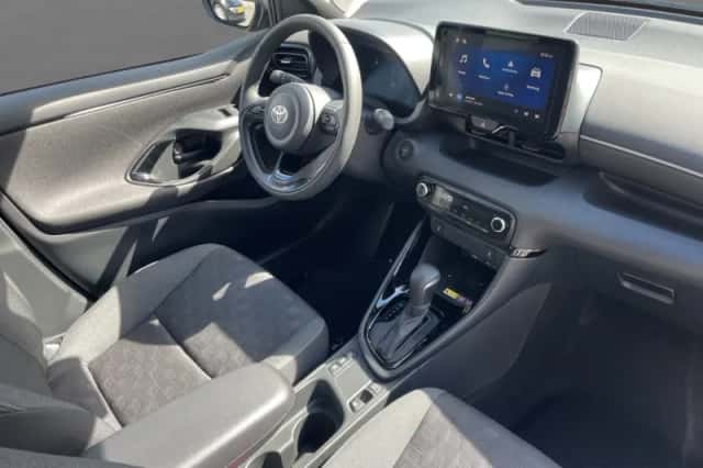 Toyota Yaris (2026) thumbnail 2