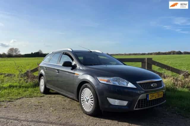 Ford Mondeo (2010) thumbnail 1