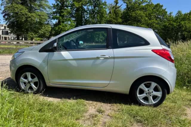 Ford Ka (2013) thumbnail 4