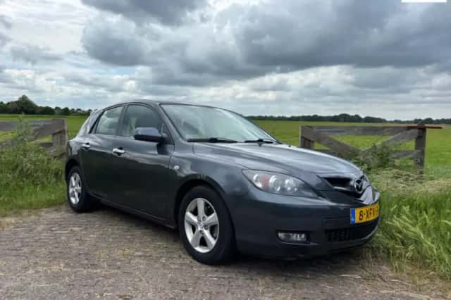 Mazda 3 (2009) thumbnail 1