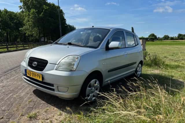 Kia Picanto (2007) thumbnail 3