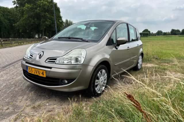 Renault Grand Modus (2009) thumbnail 3
