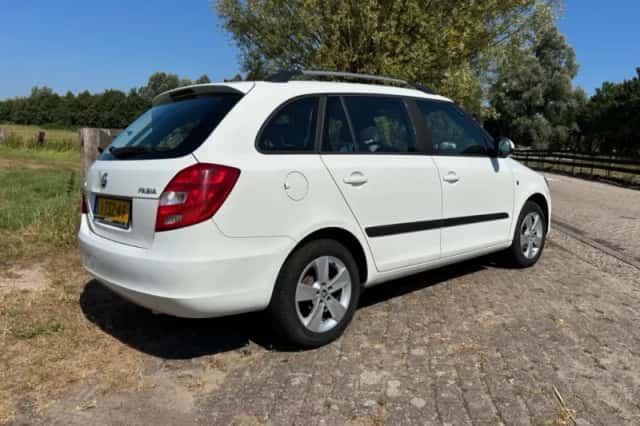 Škoda Fabia (2014) thumbnail 6