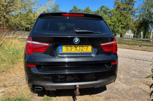 BMW X3 (2012) thumbnail 5