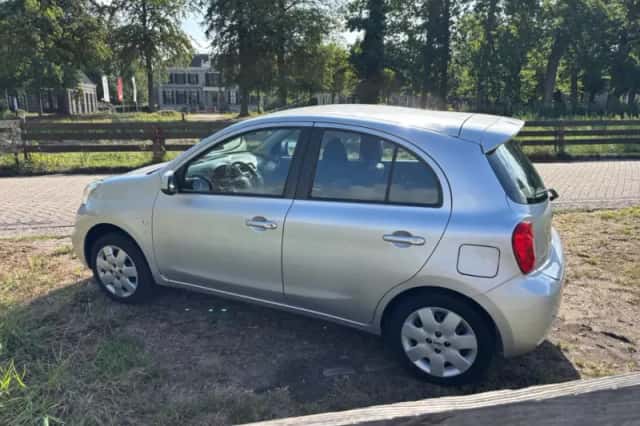 Nissan Micra (2017) thumbnail 4