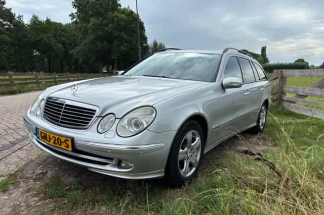 Mercedes-Benz E-Klasse (2005) thumbnail 3