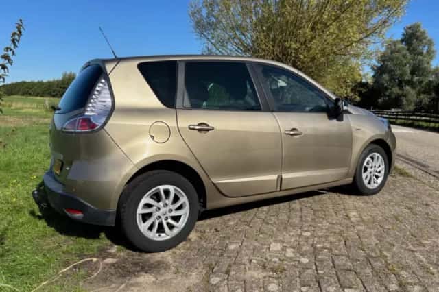 Renault Scénic (2015) thumbnail 5
