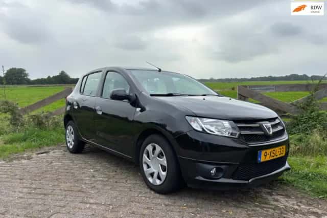 Dacia Sandero (2014) thumbnail 1