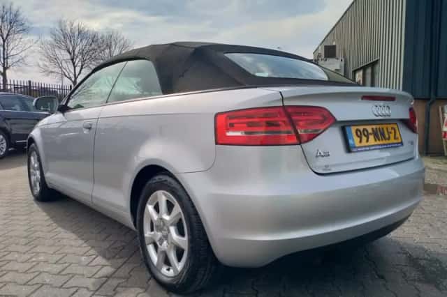 Audi A3 (2010) thumbnail 3