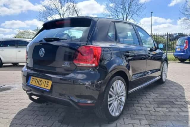 Volkswagen Polo (2014) thumbnail 4