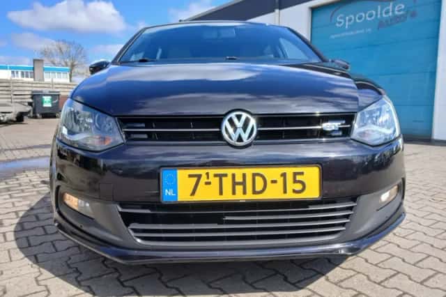 Volkswagen Polo (2014) thumbnail 5