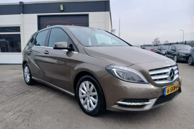 Mercedes-Benz B-Klasse (2013) thumbnail 1