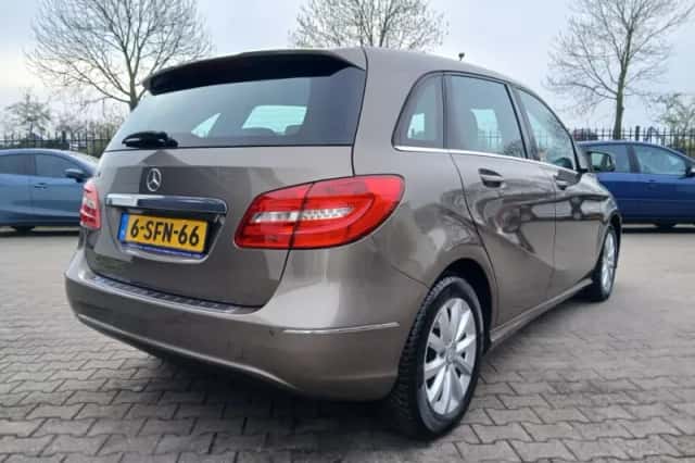 Mercedes-Benz B-Klasse (2013) thumbnail 4