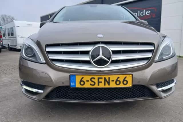 Mercedes-Benz B-Klasse (2013) thumbnail 5
