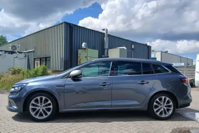 Renault Mégane (2019) thumbnail 6