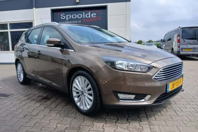 Ford Focus (2016) thumbnail 1