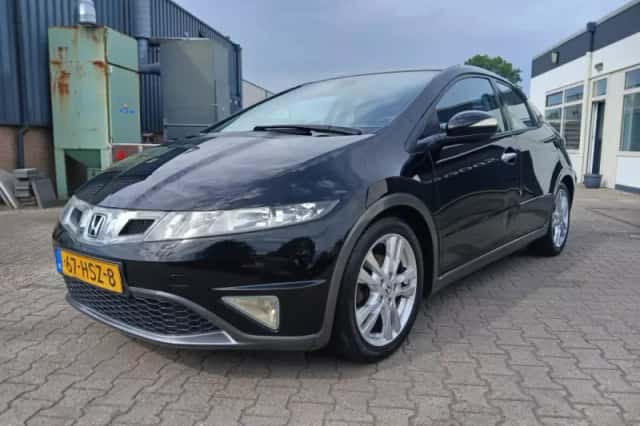 Honda Civic (2009) thumbnail 2