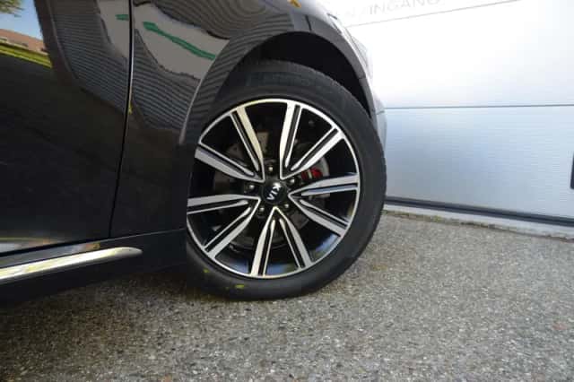 Kia Optima (2019) thumbnail 5