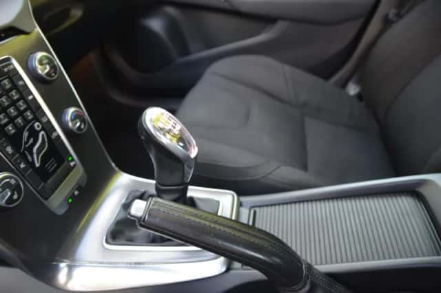 Volvo V40 (2014) thumbnail 3