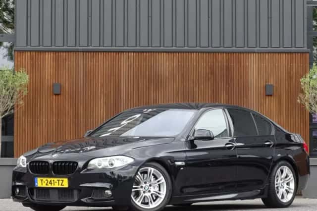 BMW 5-Serie (2010) thumbnail 1