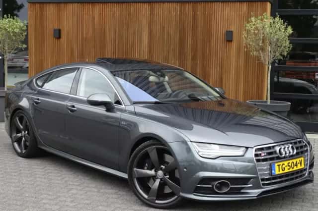 Audi S7 (2015) thumbnail 2