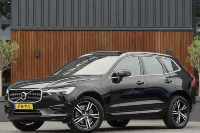 Volvo XC60 (2017) thumbnail 1