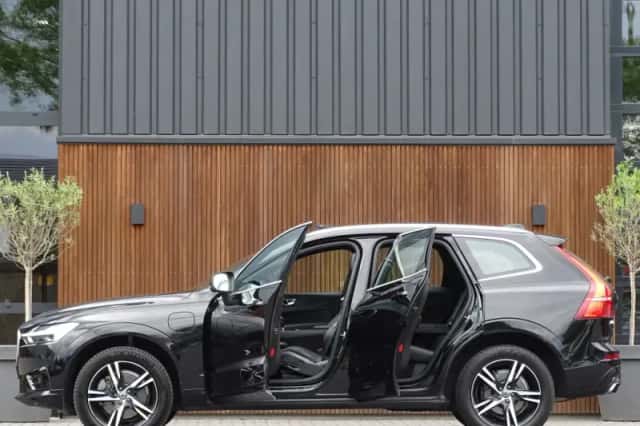 Volvo XC60 (2017) thumbnail 4