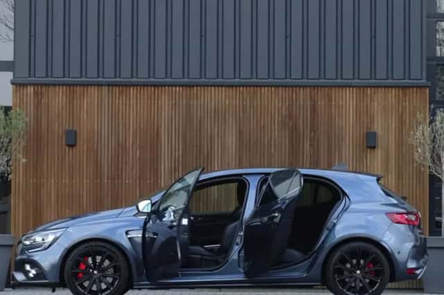 Renault Mégane (2018) thumbnail 6