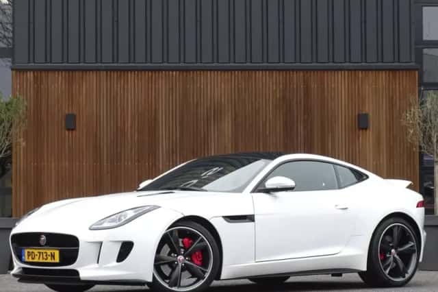 Jaguar F-Type (2017) thumbnail 1