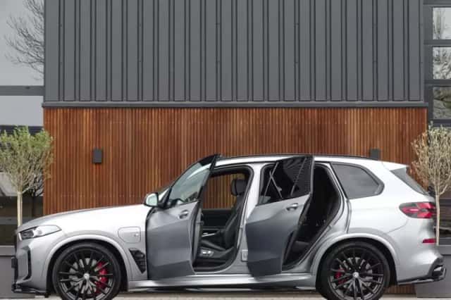 BMW X5 (2023) thumbnail 6