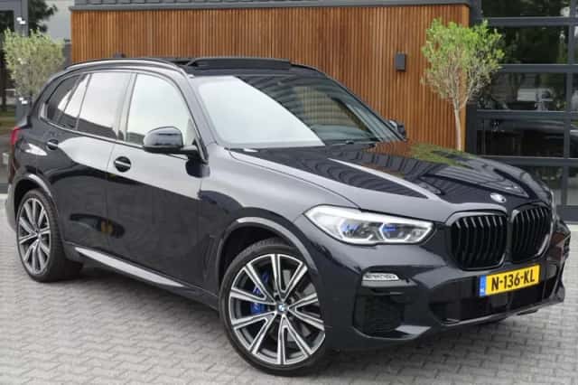 BMW X5 (2019) thumbnail 2