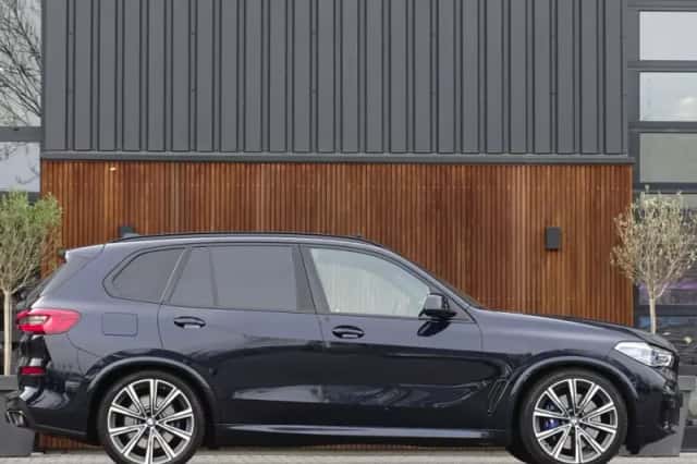 BMW X5 (2019) thumbnail 3