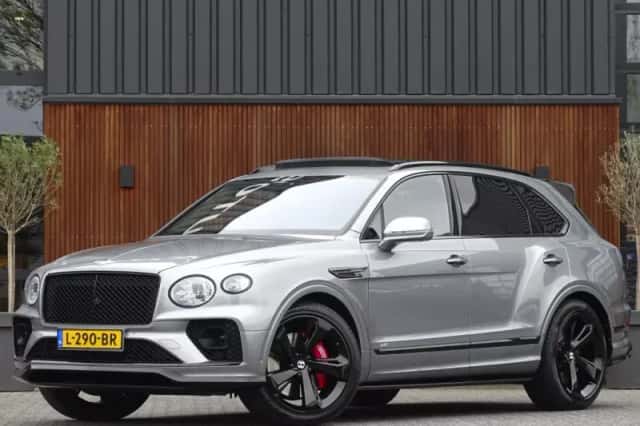 Bentley Bentayga (2020) thumbnail 1
