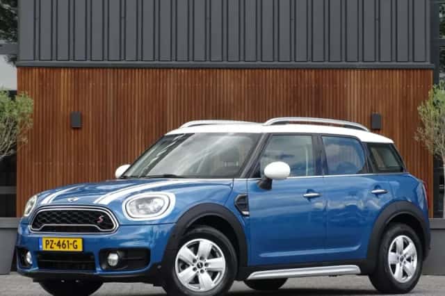 MINI Countryman (2017) thumbnail 1