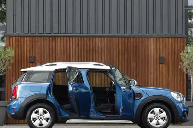 MINI Countryman (2017) thumbnail 3