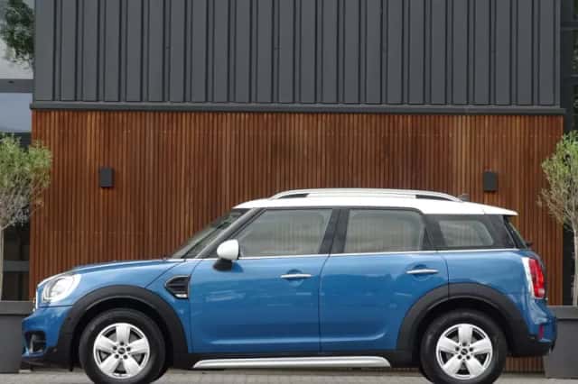 MINI Countryman (2017) thumbnail 4