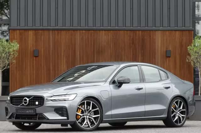 Volvo S60 (2019) thumbnail 1