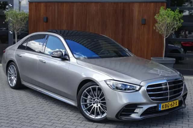 Mercedes-Benz S-Klasse (2024) thumbnail 2