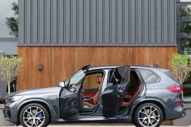 BMW X5 (2021) thumbnail 6