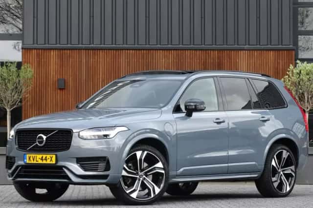 Volvo XC90 (2023) thumbnail 1