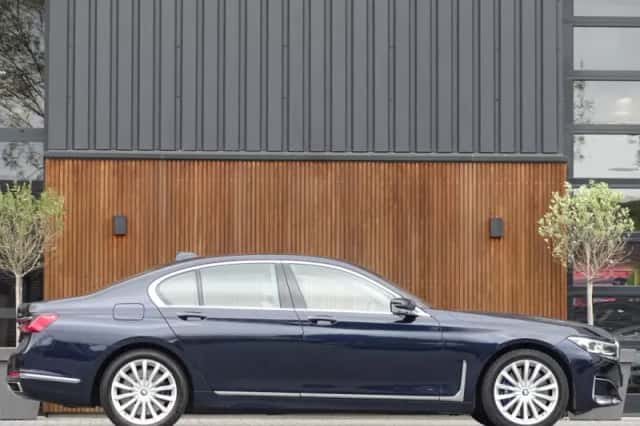 BMW 7-Serie (2019) thumbnail 3
