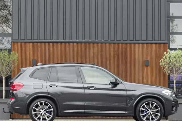 BMW X3 (2021) thumbnail 3