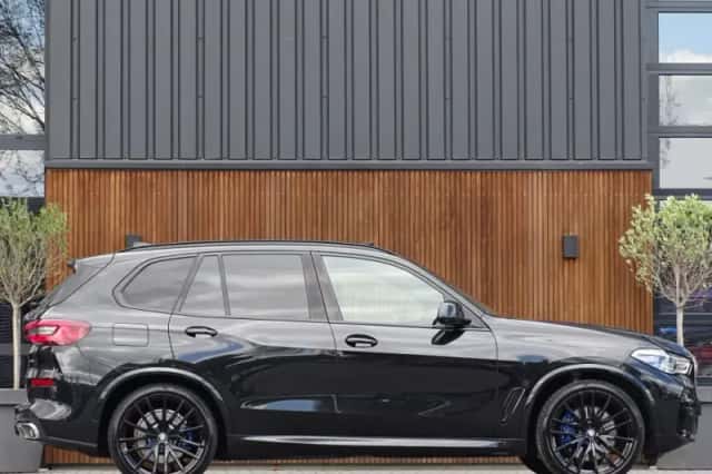 BMW X5 (2021) thumbnail 3