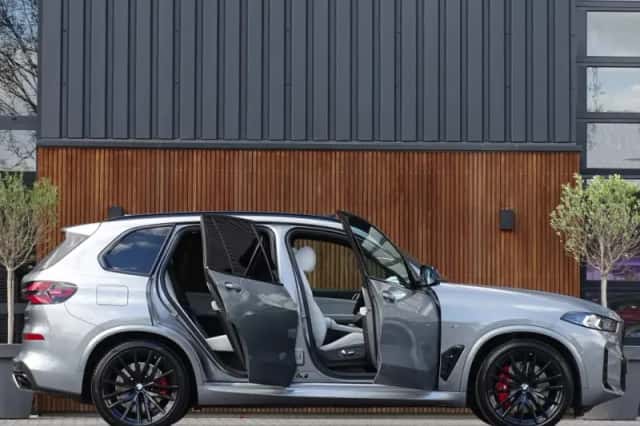 BMW X5 (2023) thumbnail 4