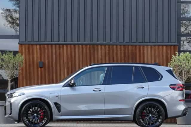 BMW X5 (2023) thumbnail 5